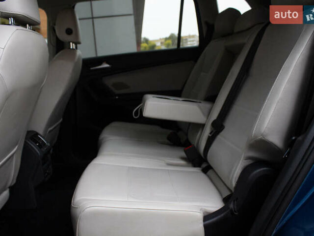 Синий Фольксваген Тигуан, объемом двигателя 2 л и пробегом 140 тыс. км за 18000 $, фото 9 на Automoto.ua