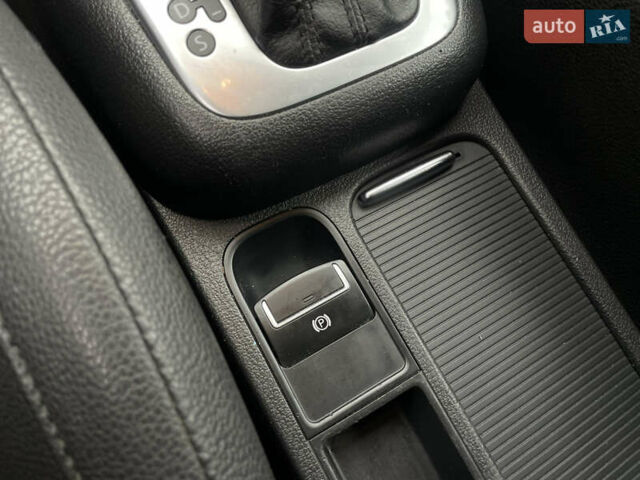 Синій Фольксваген Тігуан, об'ємом двигуна 1.98 л та пробігом 178 тис. км за 13900 $, фото 18 на Automoto.ua