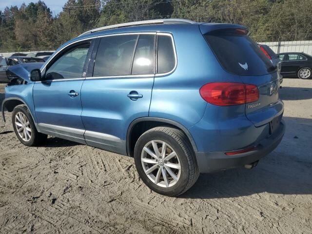 Синий Фольксваген Тигуан, объемом двигателя 2 л и пробегом 205 тыс. км за 6100 $, фото 3 на Automoto.ua