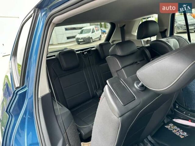 Синій Фольксваген Тігуан, об'ємом двигуна 1.98 л та пробігом 210 тис. км за 15400 $, фото 18 на Automoto.ua