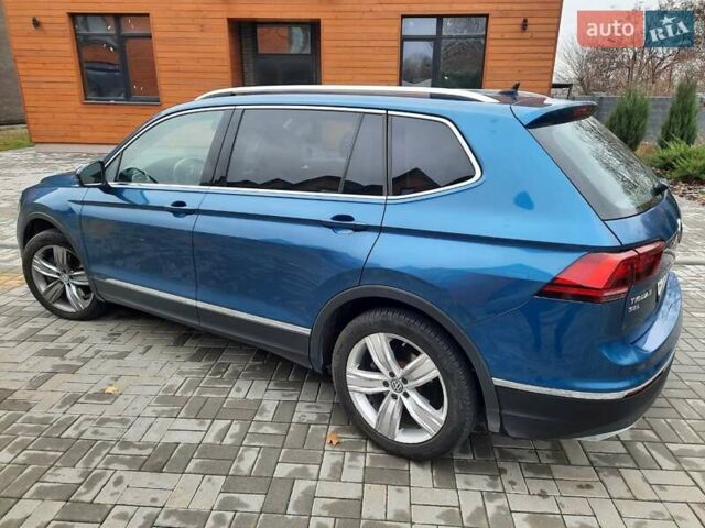 Синий Фольксваген Тигуан, объемом двигателя 1.98 л и пробегом 236 тыс. км за 16500 $, фото 3 на Automoto.ua