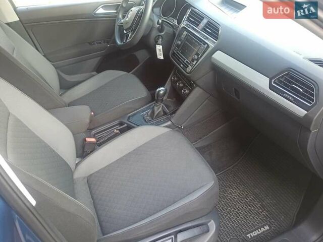 Синий Фольксваген Тигуан, объемом двигателя 1.98 л и пробегом 165 тыс. км за 19000 $, фото 3 на Automoto.ua