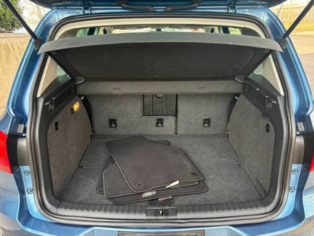 Синій Фольксваген Тігуан, об'ємом двигуна 2 л та пробігом 62 тис. км за 2000 $, фото 12 на Automoto.ua