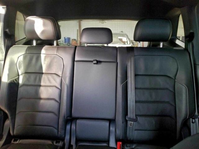 Синій Фольксваген Тігуан, об'ємом двигуна 2 л та пробігом 126 тис. км за 2900 $, фото 9 на Automoto.ua