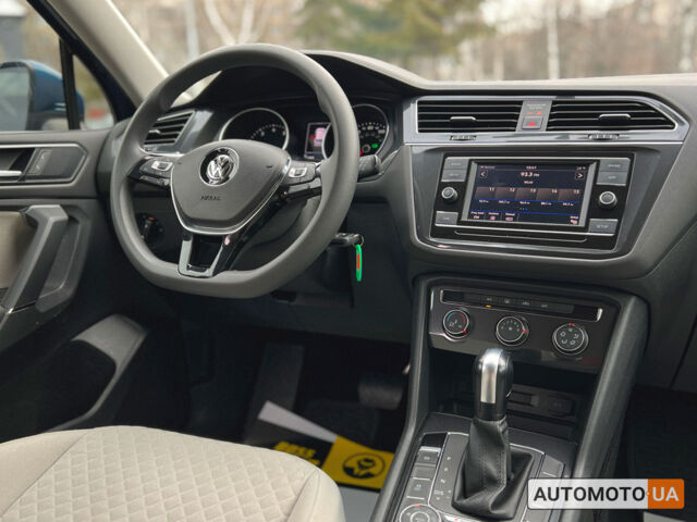 Синій Фольксваген Тігуан, об'ємом двигуна 2 л та пробігом 190 тис. км за 16900 $, фото 12 на Automoto.ua