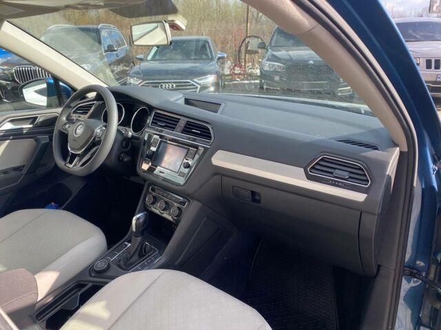 Синий Фольксваген Тигуан, объемом двигателя 2 л и пробегом 142 тыс. км за 16900 $, фото 8 на Automoto.ua