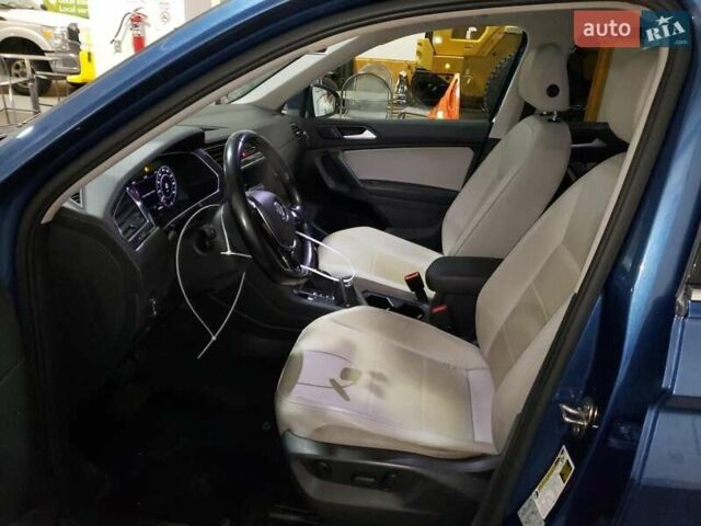 Синий Фольксваген Тигуан, объемом двигателя 1.98 л и пробегом 125 тыс. км за 4000 $, фото 6 на Automoto.ua