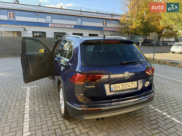 Синий Фольксваген Тигуан, объемом двигателя 2 л и пробегом 74 тыс. км за 30000 $, фото 7 на Automoto.ua