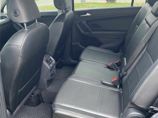 Синий Фольксваген Тигуан, объемом двигателя 2 л и пробегом 160 тыс. км за 15900 $, фото 19 на Automoto.ua