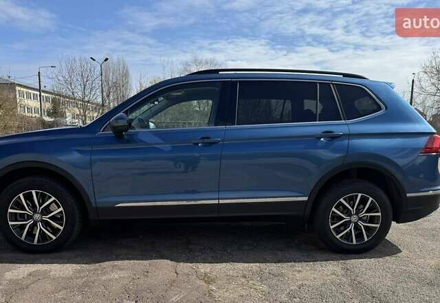 Синий Фольксваген Тигуан, объемом двигателя 1.98 л и пробегом 162 тыс. км за 16400 $, фото 3 на Automoto.ua