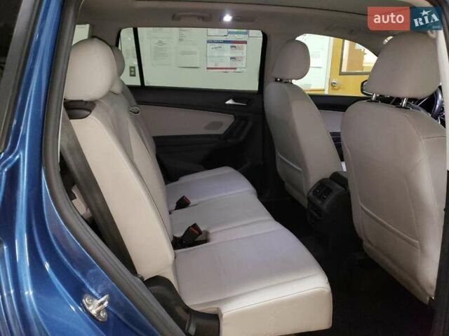 Синий Фольксваген Тигуан, объемом двигателя 1.98 л и пробегом 125 тыс. км за 4000 $, фото 10 на Automoto.ua