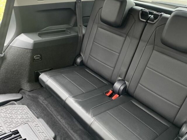 Синий Фольксваген Тигуан, объемом двигателя 2 л и пробегом 160 тыс. км за 15900 $, фото 20 на Automoto.ua