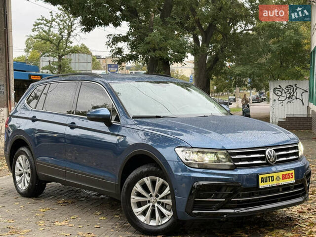 Синий Фольксваген Тигуан, объемом двигателя 1.98 л и пробегом 103 тыс. км за 18999 $, фото 6 на Automoto.ua