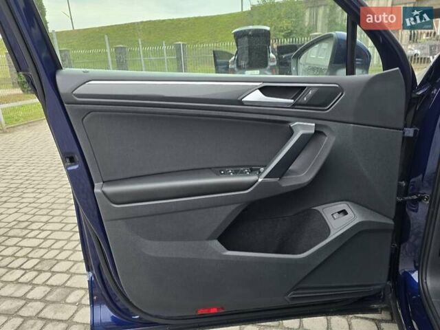 Синий Фольксваген Тигуан, объемом двигателя 2 л и пробегом 81 тыс. км за 27800 $, фото 17 на Automoto.ua