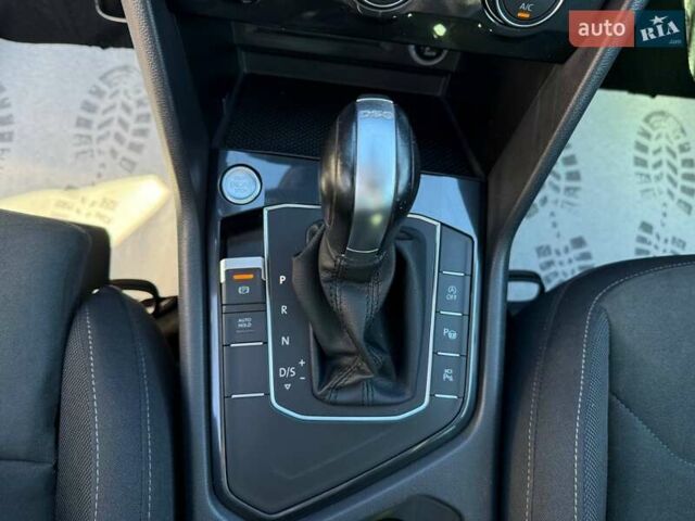 Синий Фольксваген Тигуан, объемом двигателя 1.97 л и пробегом 152 тыс. км за 25200 $, фото 18 на Automoto.ua