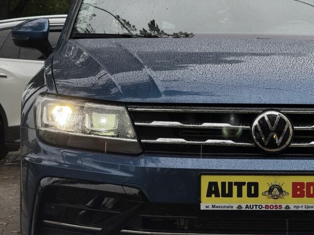 Синій Фольксваген Тігуан, об'ємом двигуна 2 л та пробігом 103 тис. км за 18999 $, фото 6 на Automoto.ua