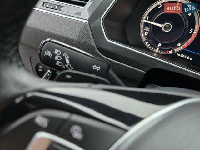 Синий Фольксваген Тигуан, объемом двигателя 2 л и пробегом 81 тыс. км за 27800 $, фото 23 на Automoto.ua