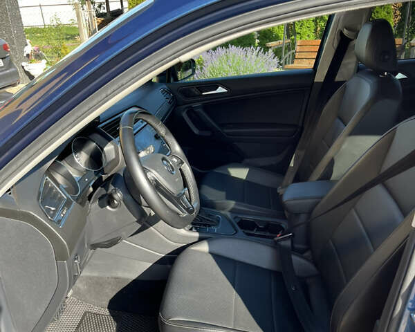 Синій Фольксваген Тігуан, об'ємом двигуна 1.98 л та пробігом 76 тис. км за 19500 $, фото 18 на Automoto.ua