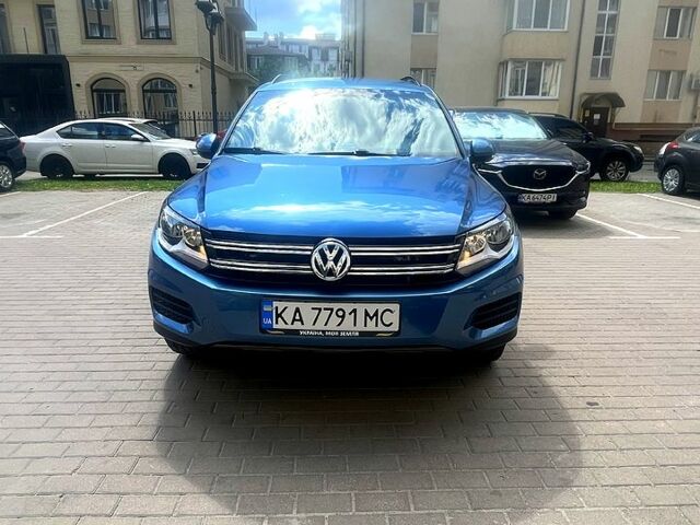 Синій Фольксваген Тігуан, об'ємом двигуна 2 л та пробігом 151 тис. км за 13200 $, фото 1 на Automoto.ua