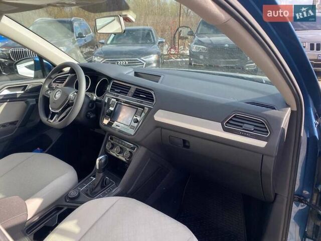 Синій Фольксваген Тігуан, об'ємом двигуна 2 л та пробігом 142 тис. км за 15300 $, фото 8 на Automoto.ua