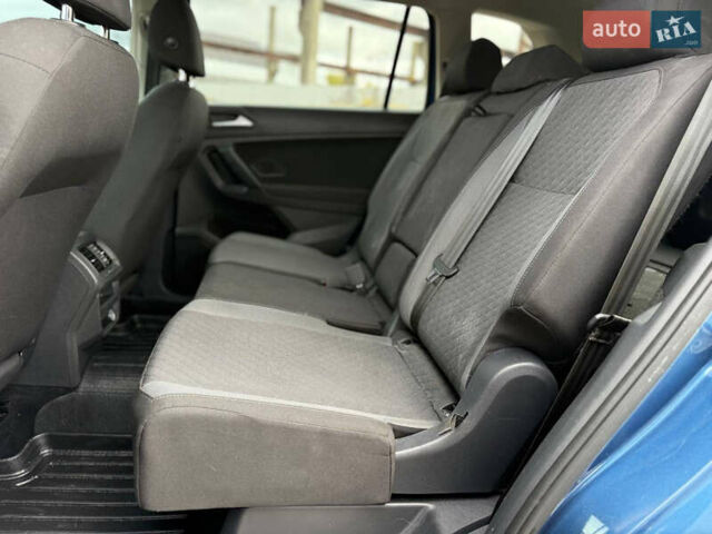 Синій Фольксваген Тігуан, об'ємом двигуна 2 л та пробігом 87 тис. км за 16500 $, фото 7 на Automoto.ua