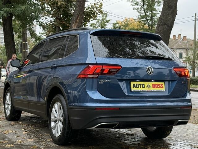 Синій Фольксваген Тігуан, об'ємом двигуна 2 л та пробігом 103 тис. км за 18999 $, фото 8 на Automoto.ua
