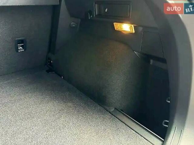 Синий Фольксваген Тигуан, объемом двигателя 2 л и пробегом 81 тыс. км за 27800 $, фото 53 на Automoto.ua