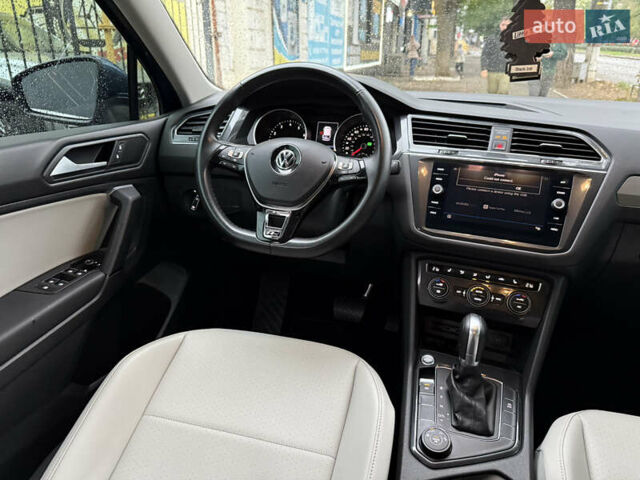 Синий Фольксваген Тигуан, объемом двигателя 1.98 л и пробегом 103 тыс. км за 18999 $, фото 34 на Automoto.ua
