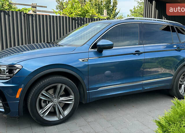 Синий Фольксваген Тигуан, объемом двигателя 1.98 л и пробегом 203 тыс. км за 17600 $, фото 8 на Automoto.ua