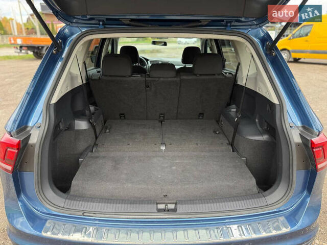 Синій Фольксваген Тігуан, об'ємом двигуна 2 л та пробігом 87 тис. км за 16500 $, фото 9 на Automoto.ua