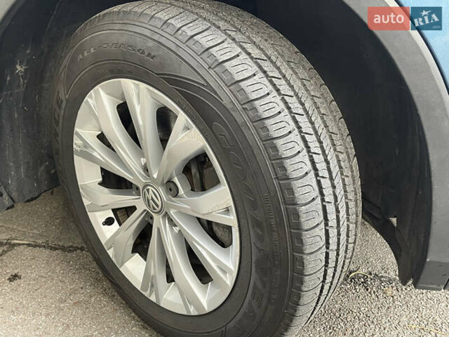 Синий Фольксваген Тигуан, объемом двигателя 1.98 л и пробегом 184 тыс. км за 15800 $, фото 21 на Automoto.ua