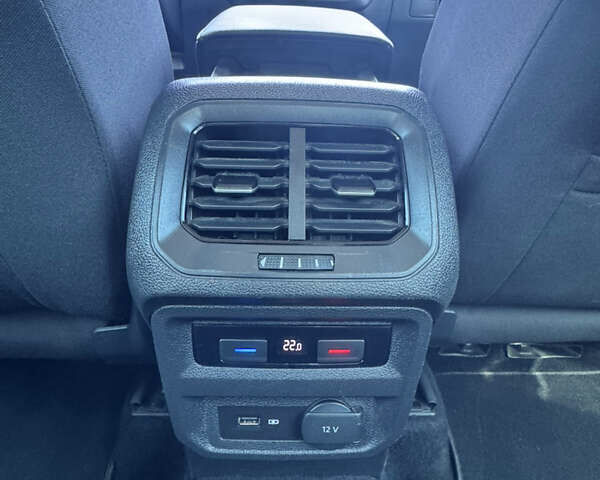 Синій Фольксваген Тігуан, об'ємом двигуна 1.98 л та пробігом 95 тис. км за 28000 $, фото 19 на Automoto.ua