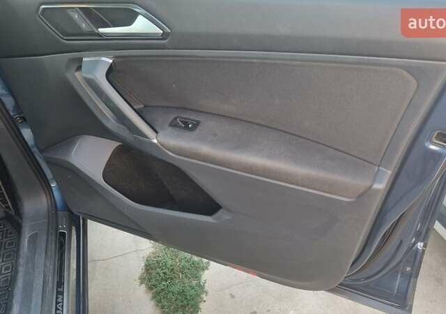 Синий Фольксваген Тигуан, объемом двигателя 2 л и пробегом 85 тыс. км за 17000 $, фото 5 на Automoto.ua