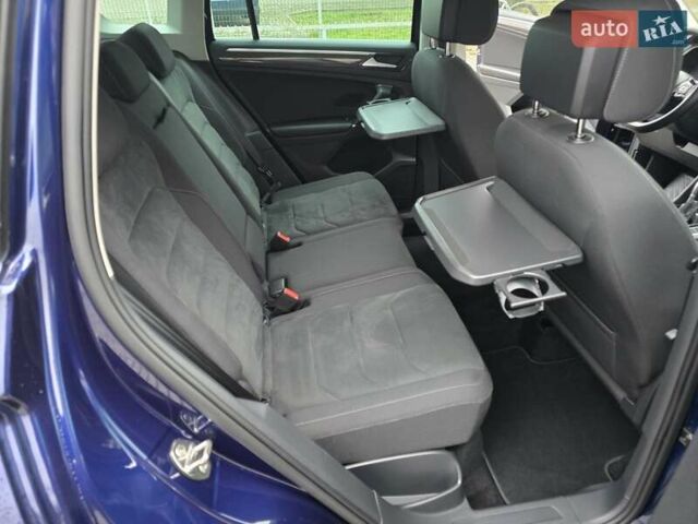 Синий Фольксваген Тигуан, объемом двигателя 2 л и пробегом 81 тыс. км за 27800 $, фото 49 на Automoto.ua