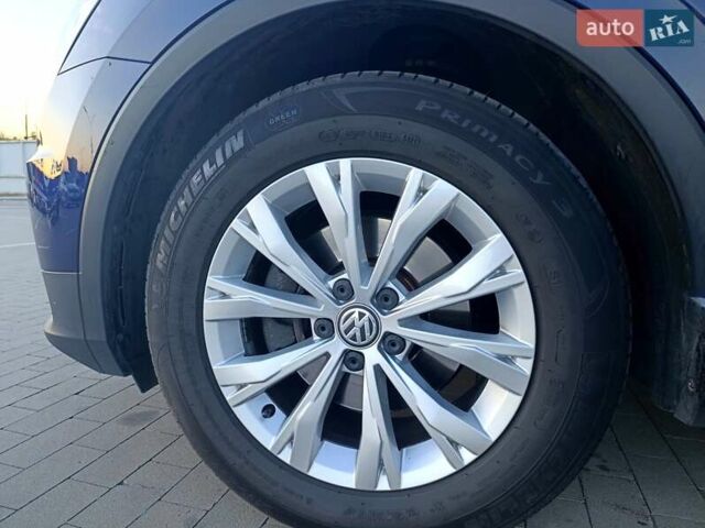 Синий Фольксваген Тигуан, объемом двигателя 1.98 л и пробегом 93 тыс. км за 27000 $, фото 45 на Automoto.ua