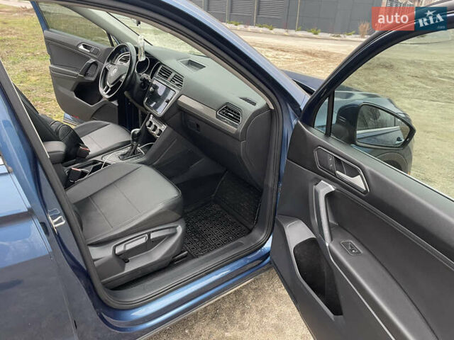 Синий Фольксваген Тигуан, объемом двигателя 1.98 л и пробегом 195 тыс. км за 14900 $, фото 17 на Automoto.ua