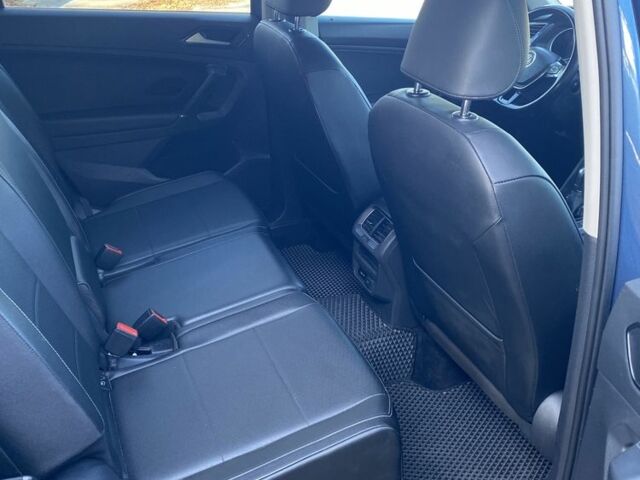 Синий Фольксваген Тигуан, объемом двигателя 2 л и пробегом 160 тыс. км за 15900 $, фото 13 на Automoto.ua