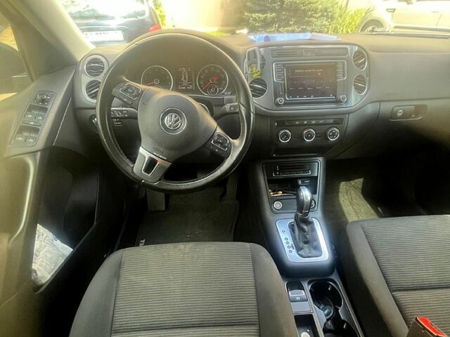 Синій Фольксваген Тігуан, об'ємом двигуна 2 л та пробігом 151 тис. км за 13200 $, фото 7 на Automoto.ua