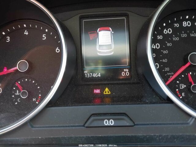 Синий Фольксваген Тигуан, объемом двигателя 2 л и пробегом 137 тыс. км за 12200 $, фото 6 на Automoto.ua