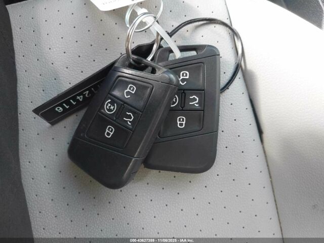 Синий Фольксваген Тигуан, объемом двигателя 2 л и пробегом 137 тыс. км за 12200 $, фото 10 на Automoto.ua