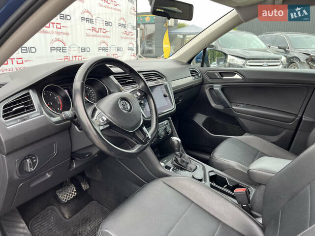 Синій Фольксваген Тігуан, об'ємом двигуна 2 л та пробігом 120 тис. км за 18500 $, фото 12 на Automoto.ua