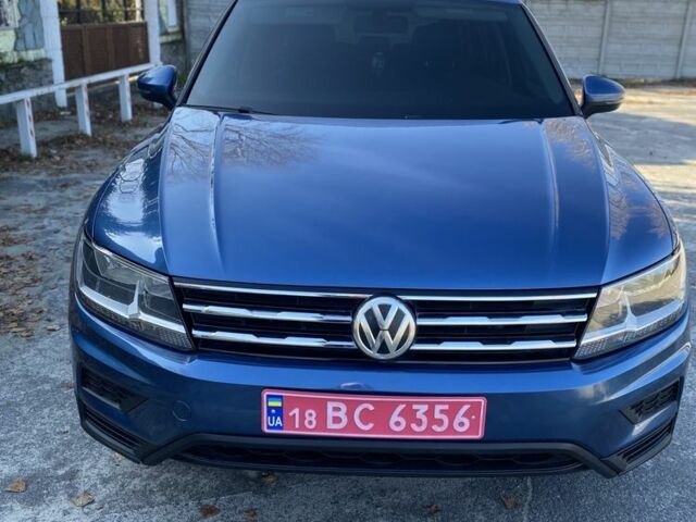 Синий Фольксваген Тигуан, объемом двигателя 2 л и пробегом 160 тыс. км за 15900 $, фото 2 на Automoto.ua