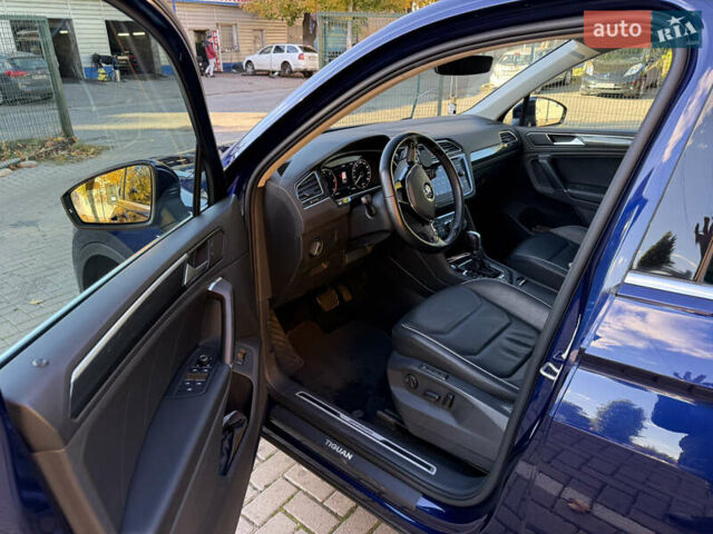 Синий Фольксваген Тигуан, объемом двигателя 2 л и пробегом 74 тыс. км за 30000 $, фото 11 на Automoto.ua