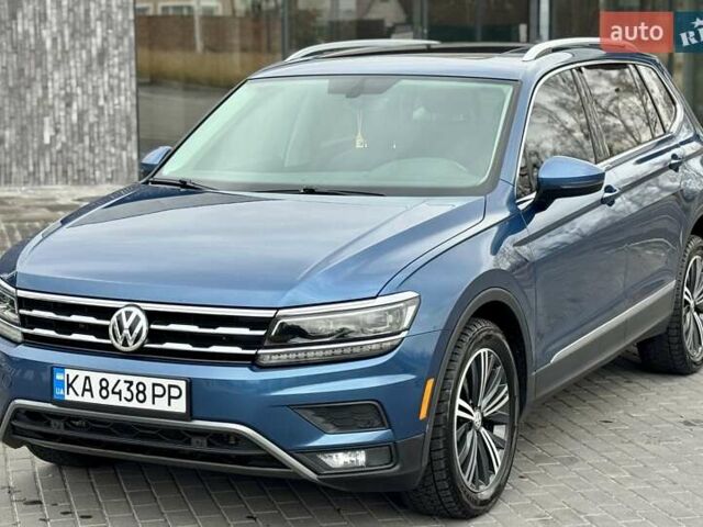 Синій Фольксваген Тігуан, об'ємом двигуна 2 л та пробігом 108 тис. км за 21700 $, фото 4 на Automoto.ua