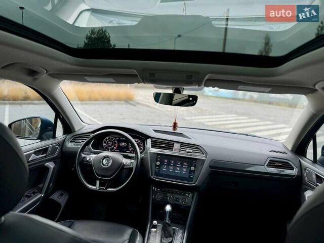 Синій Фольксваген Тігуан, об'ємом двигуна 2 л та пробігом 108 тис. км за 21700 $, фото 52 на Automoto.ua