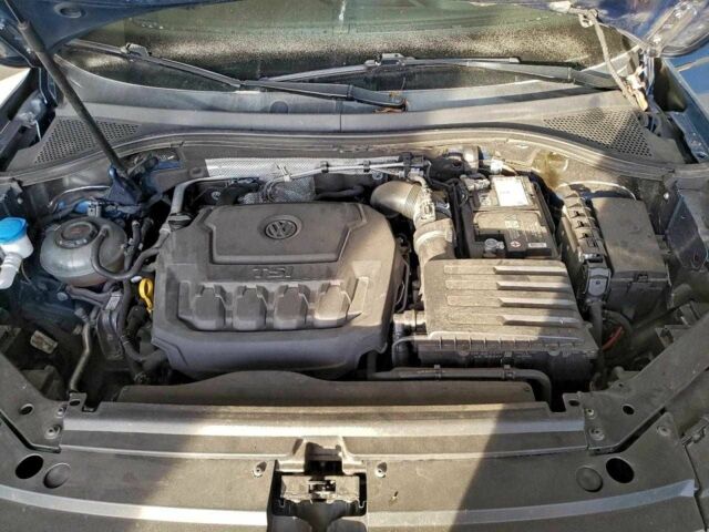 Синій Фольксваген Тігуан, об'ємом двигуна 2 л та пробігом 126 тис. км за 2900 $, фото 11 на Automoto.ua