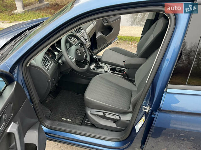 Синій Фольксваген Тігуан, об'ємом двигуна 1.98 л та пробігом 207 тис. км за 16000 $, фото 17 на Automoto.ua
