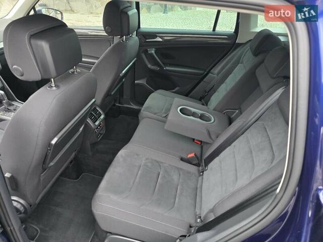 Синий Фольксваген Тигуан, объемом двигателя 2 л и пробегом 81 тыс. км за 27800 $, фото 37 на Automoto.ua