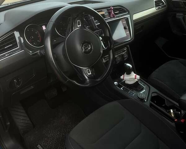 Синій Фольксваген Тігуан, об'ємом двигуна 1.98 л та пробігом 76 тис. км за 19500 $, фото 15 на Automoto.ua