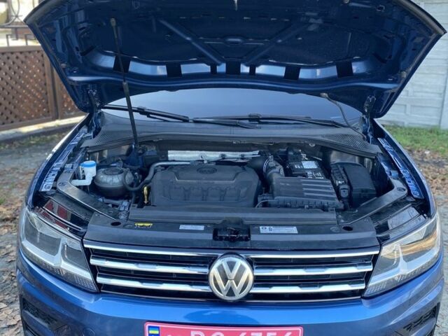 Синий Фольксваген Тигуан, объемом двигателя 2 л и пробегом 160 тыс. км за 15900 $, фото 6 на Automoto.ua